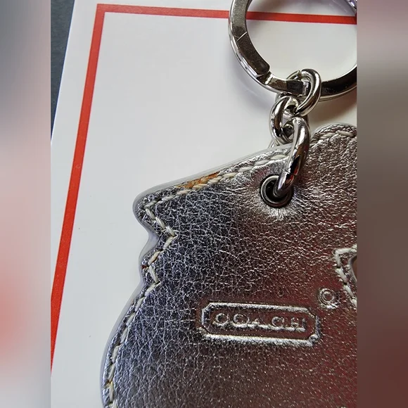 Coach Vintage Polar Bear Keychain Bag Charm With Original Coach Box - Picture 3 of 5